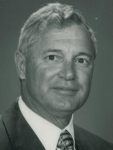 Richard Jones Photo